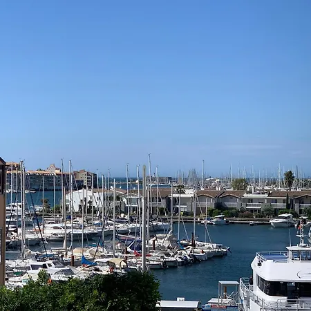 Appartement T5 Centre Port Cap D'agde + Piscine